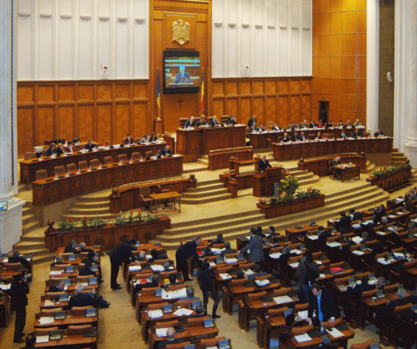 Legea dării în plată a trecut de comisiile de raport, fiind respinse amendamentele BNR şi ale băncilor Legea dării în plată a trecut de comisiile de raport, fiind respinse amendamentele BNR şi ale băncilor